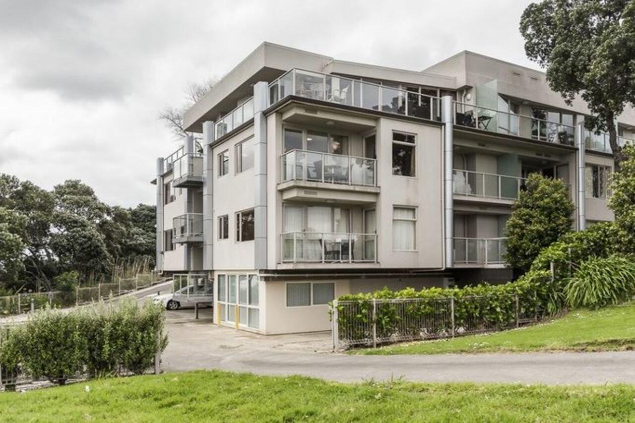 Vr Takapuna Auckland Exterior photo